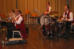 102-0285_IMG